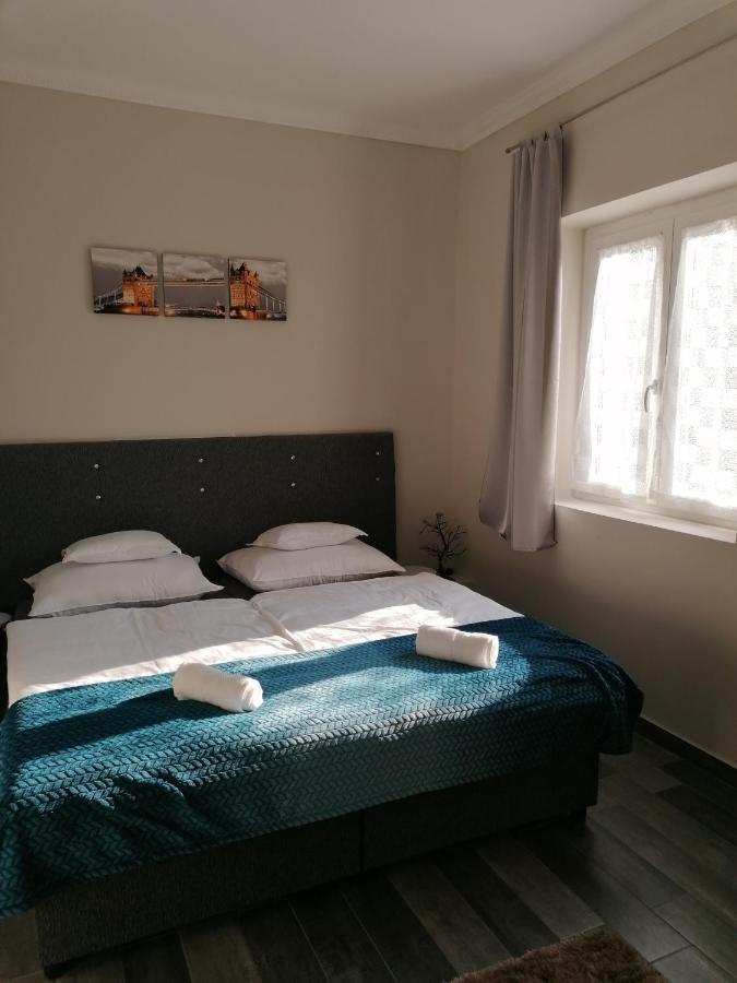 Napfeny Szallas Szeged Exteriör bild