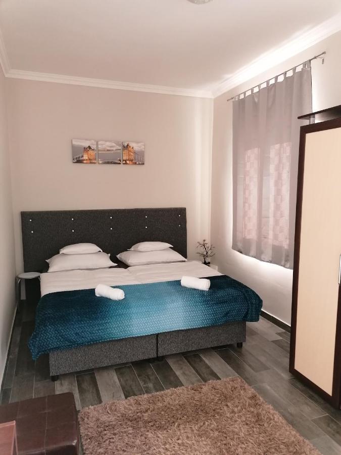 Napfeny Szallas Szeged Exteriör bild