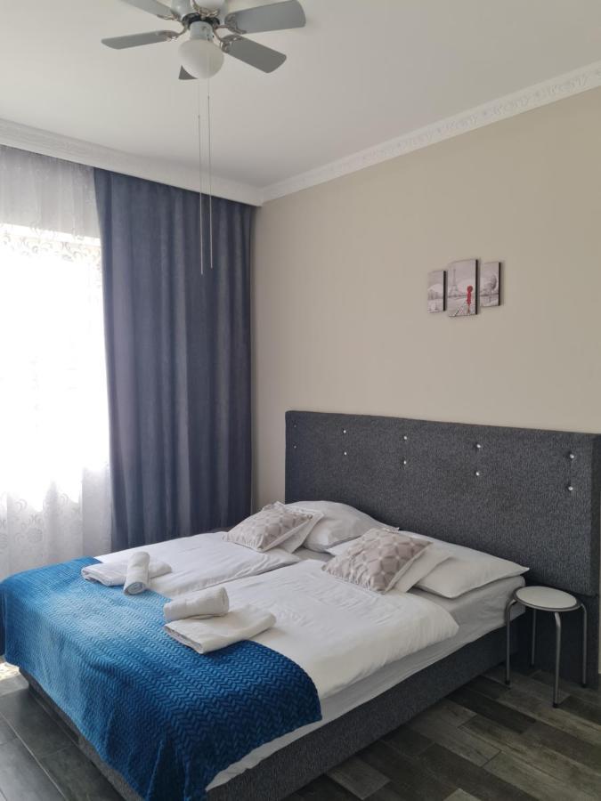 Napfeny Szallas Szeged Exteriör bild