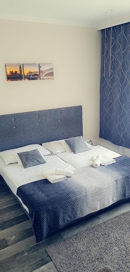 Napfeny Szallas Szeged Exteriör bild